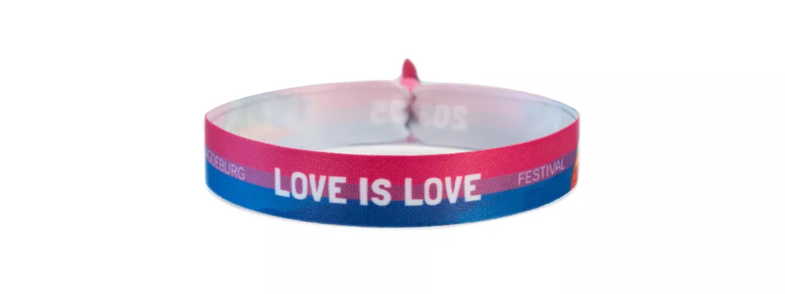 Stoffarmbänder - Love is Love Bisexuell